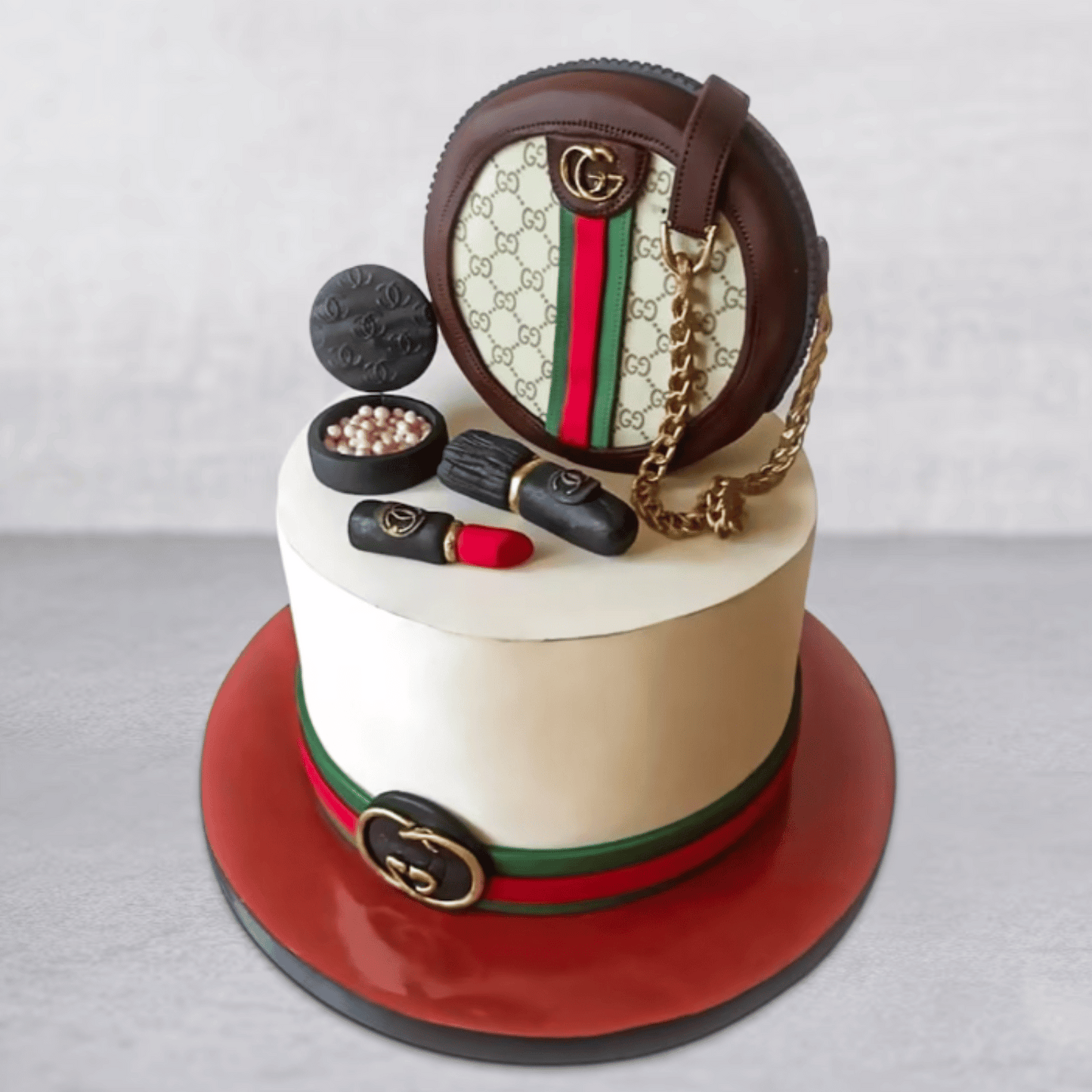 Gucci-Inspired Elegance