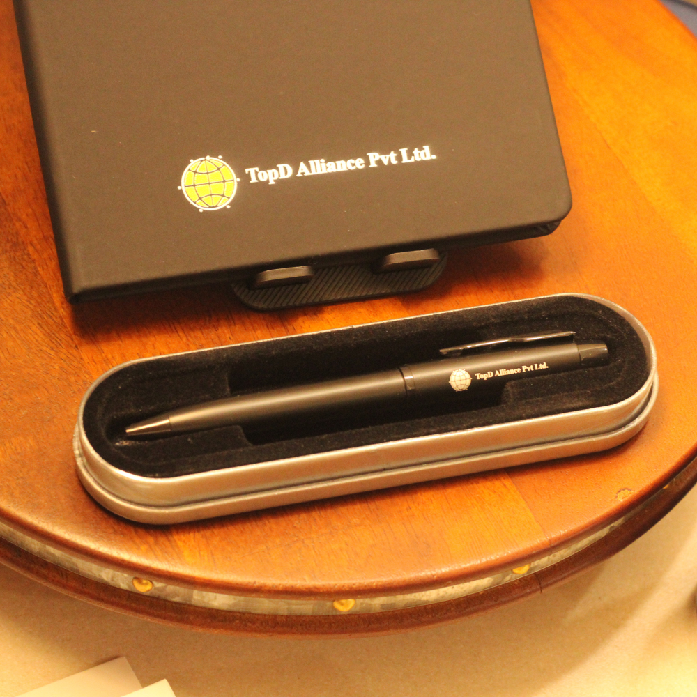 Bigwishbox Executive Desk & Tech Hamper