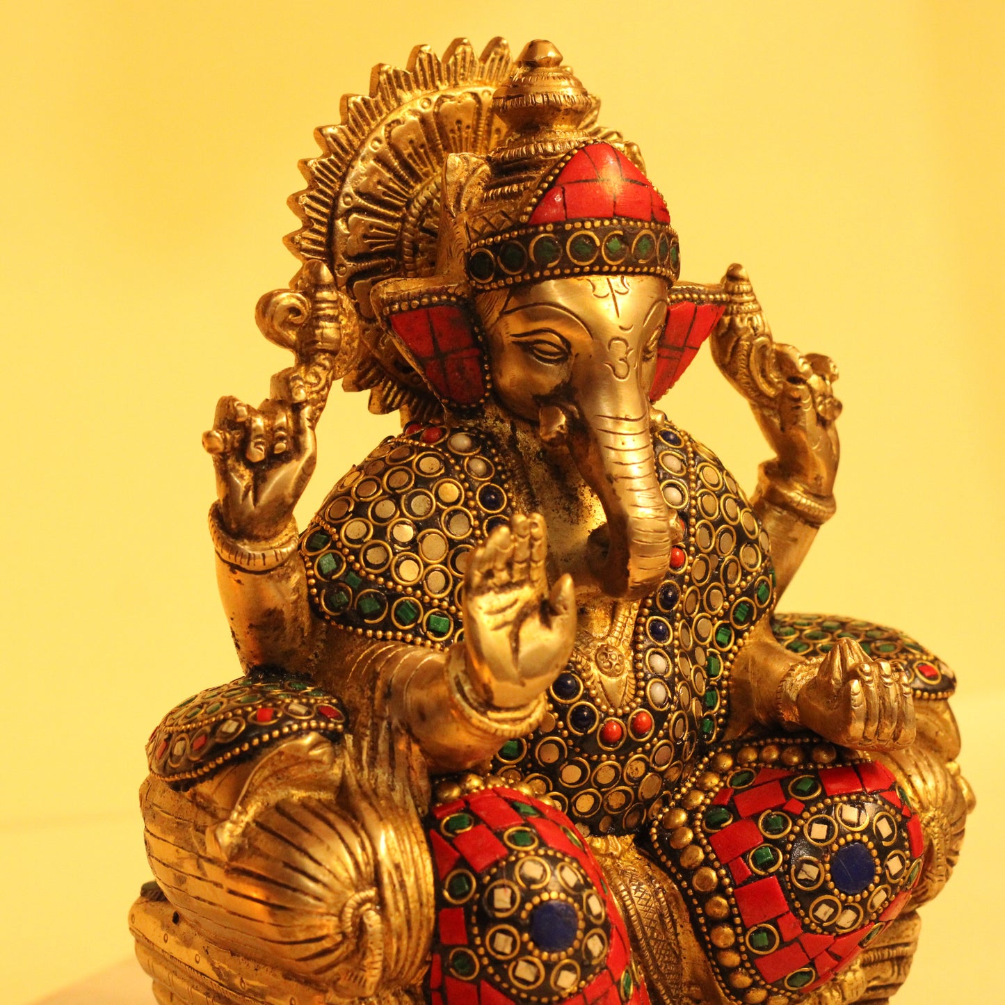 Lalitāsana Vinayaka – Premium Stone Inlay Ganesha Murti (24 cm, 4.8 kg)