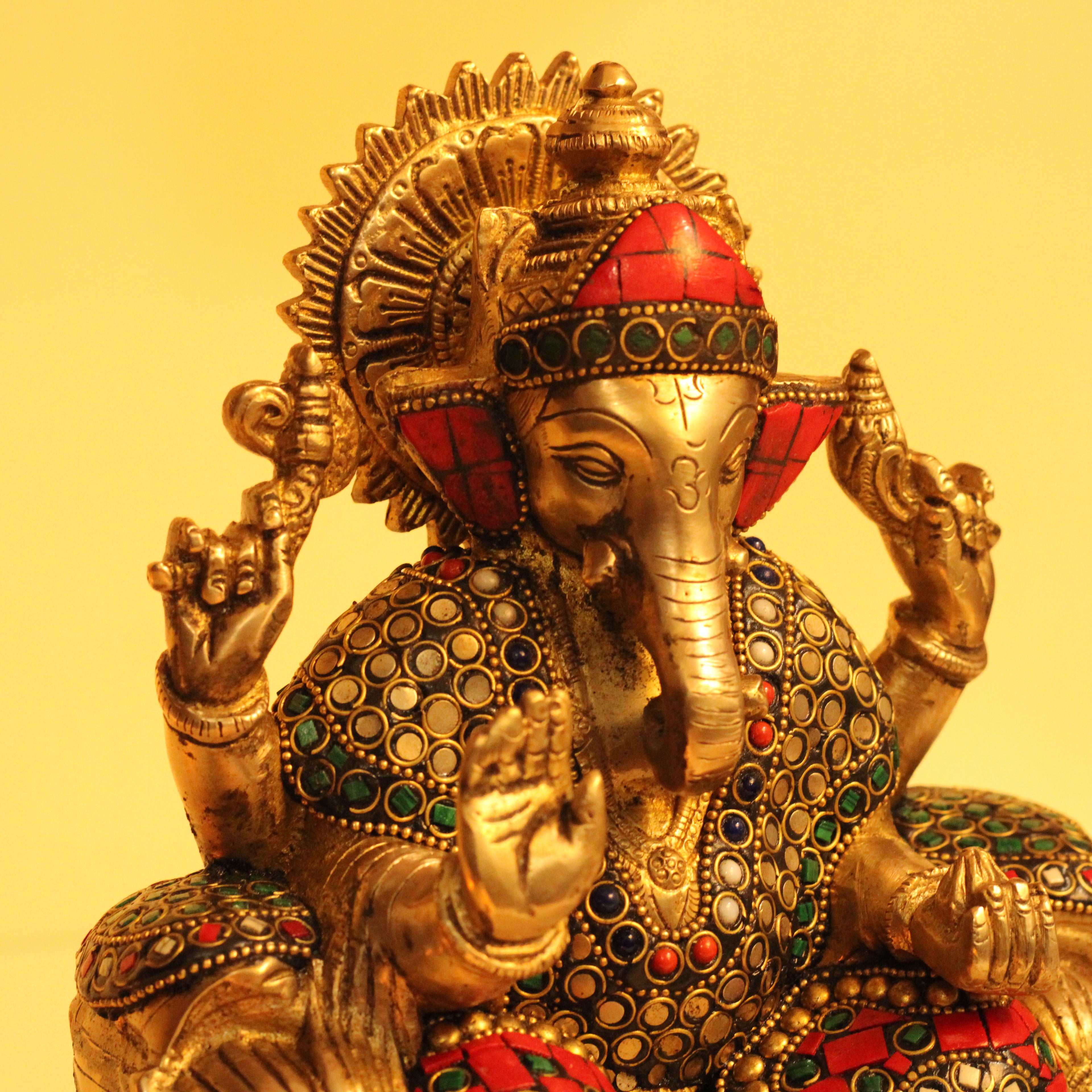 Lalitāsana Vinayaka – Premium Stone Inlay Ganesha Murti (24 cm, 4.8 kg)