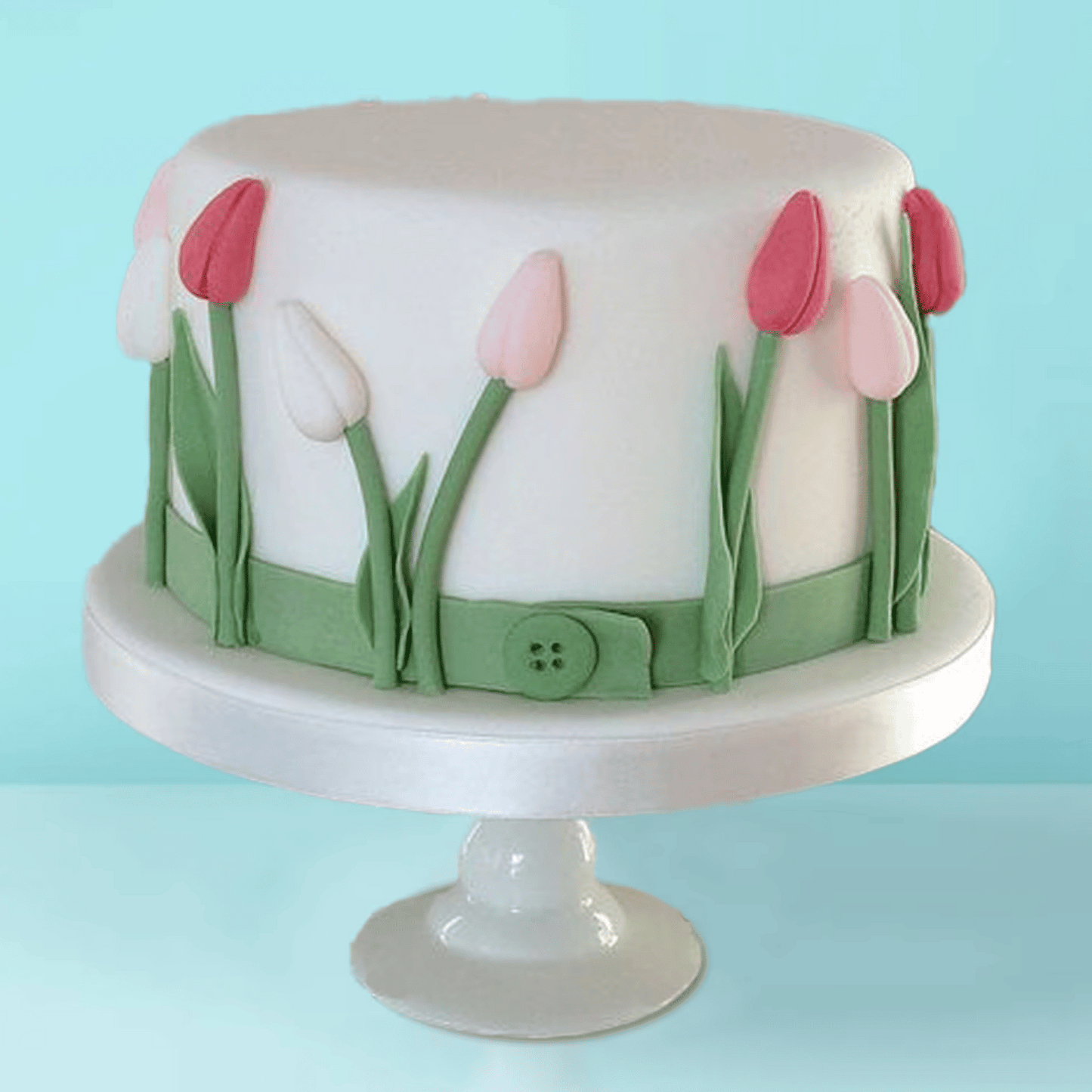 Elegance in Bloom Fondant Cake